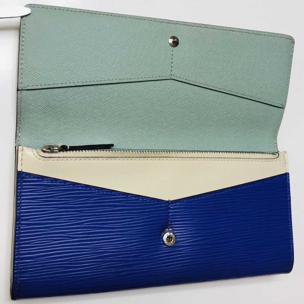 LOUIS VUITTON Electric Epi Tri-Color Flore Wallet - Picture 1 of 13